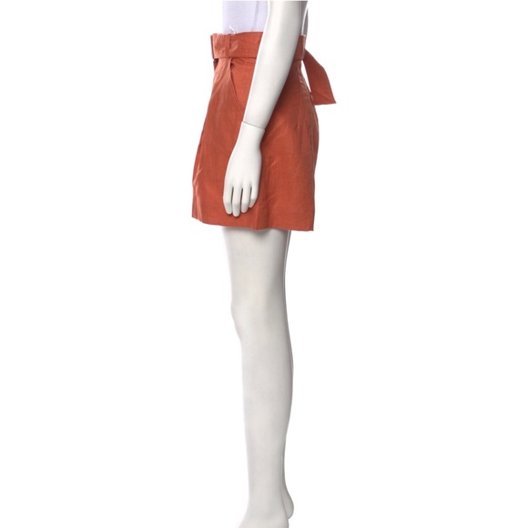 Matthew Bruch 100% Linen Pleated Shorts size 1 - Picture 2 of 3